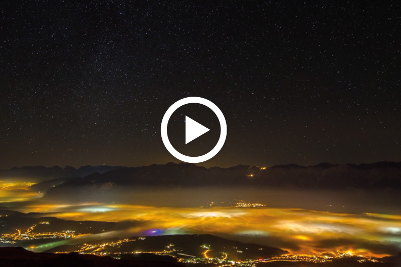 Der Kontrast von urbanem Leben und hochalpinem Gebirge machen Innsbruck zu einer tollen Filmkulisse. Hier stellen wir Dir die 5 schönsten Videos von Innsbruck vor.
